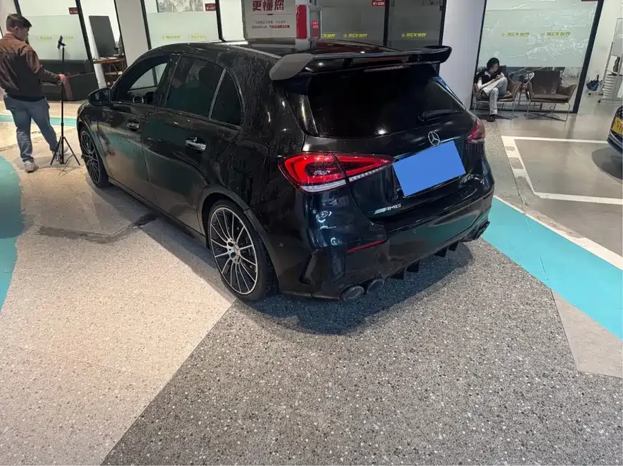 Mercedes-Benz A-Class AMG Mercedes-Benz A-Class AMG (Imported) 2022 AMG A 35 4MATIC 2022 — миниатюра 3