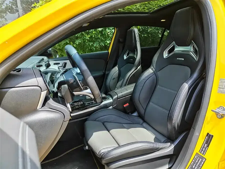 Mercedes-Benz A-Class AMG Mercedes-Benz A-Class AMG (Imported) 2023 AMG A 35 4MATIC Canri Special Edition 2023 — миниатюра 2