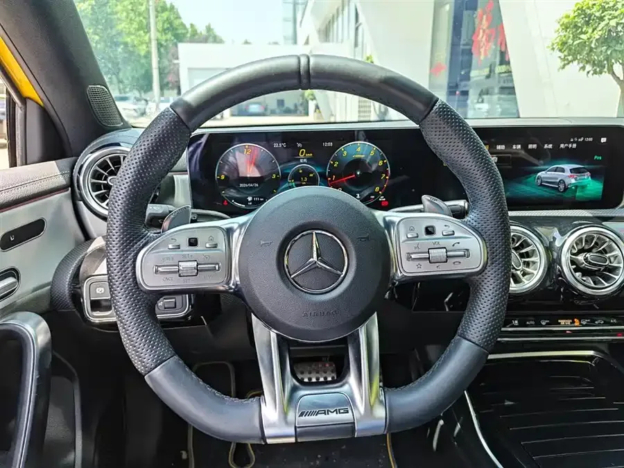 Mercedes-Benz A-Class AMG Mercedes-Benz A-Class AMG (Imported) 2023 AMG A 35 4MATIC Canri Special Edition 2023 — миниатюра 5