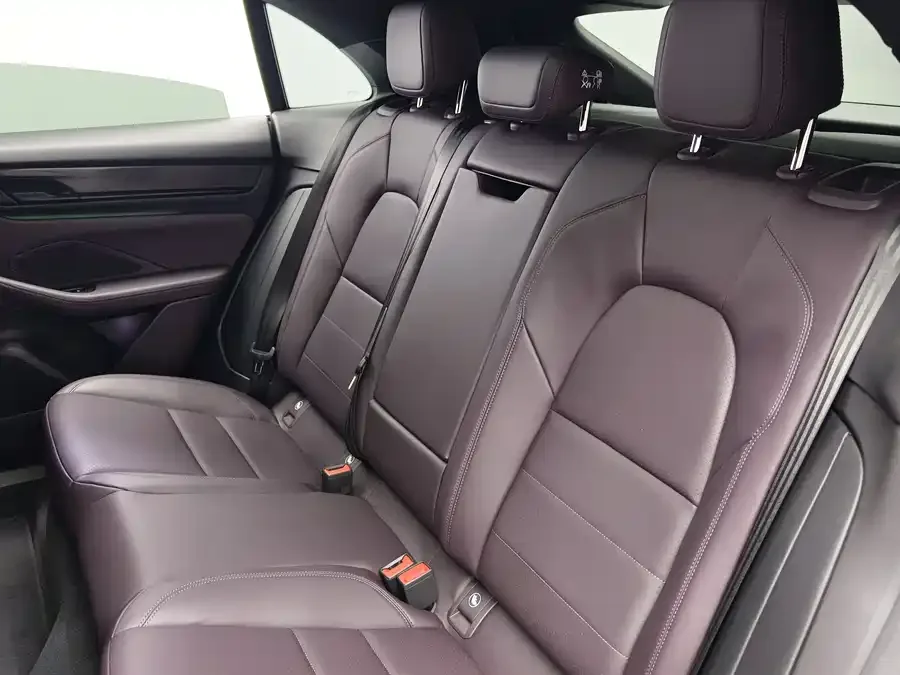 Porsche Macan New Energy Macan New Energy 2024 Macan 4 2025 — миниатюра 4