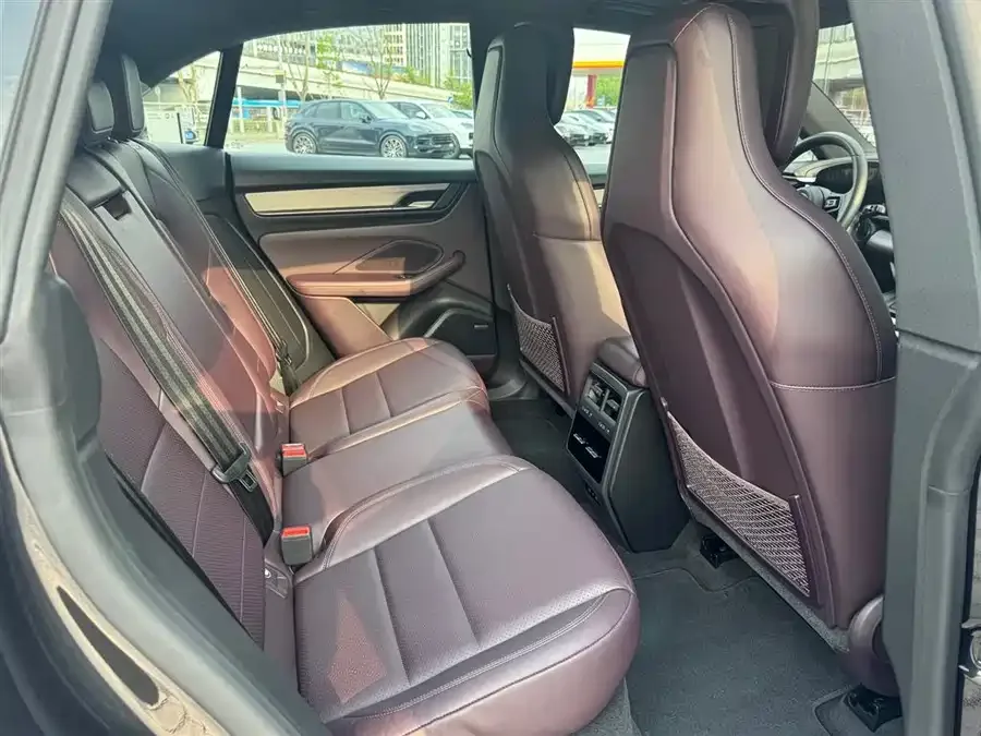 Porsche Macan New Energy Macan New Energy 2024 Macan 4 2024 — миниатюра 4