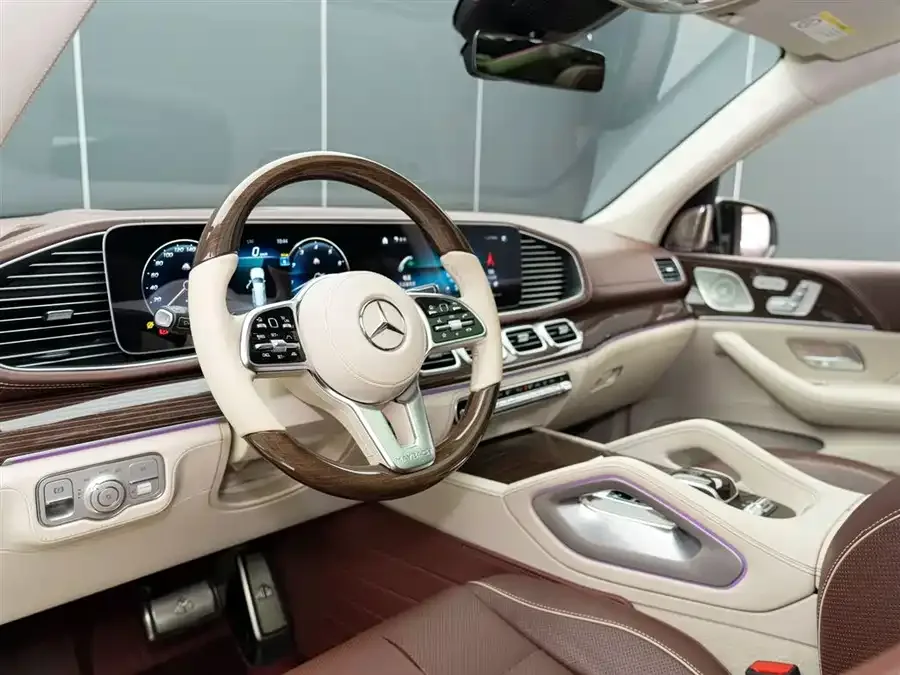 Mercedes-Benz Maybach GLS Maybach GLS 2022 GLS 600 4MATIC Gift Edition 2024 — миниатюра 3