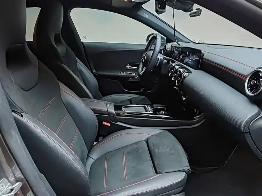 Mercedes-Benz CLA-Class Mercedes-Benz CLA (Imported) 2025 CLA 200 Sportback 2025 — миниатюра 3