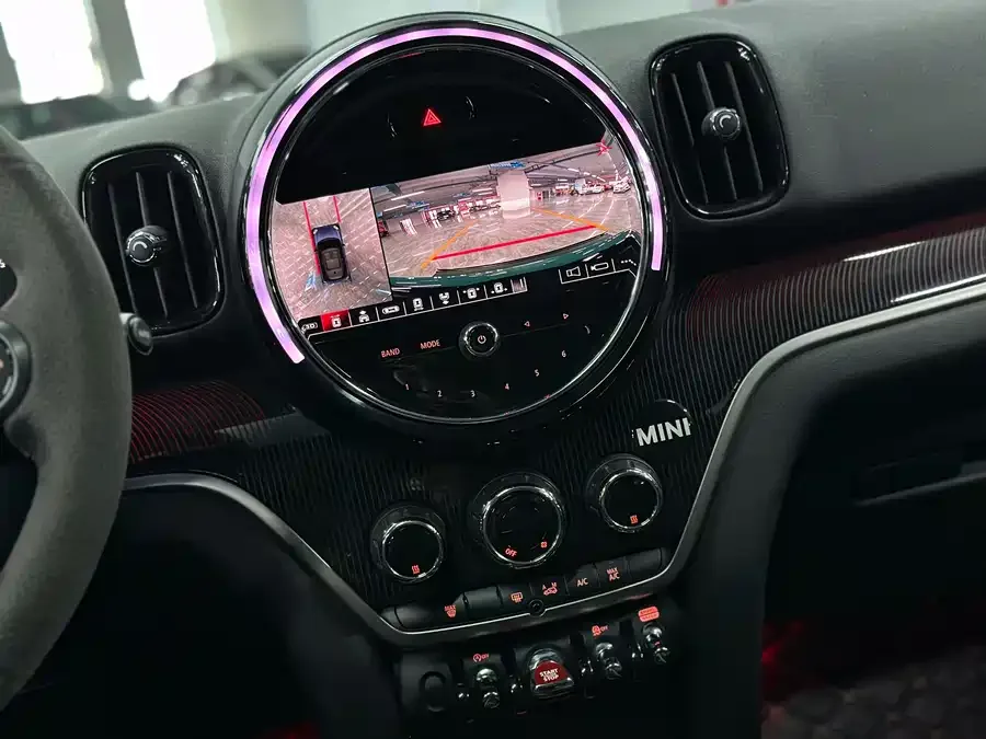 MINI Countryman MINI COUNTRYMAN 2022 2.0T COOPER S 2022 — миниатюра 4