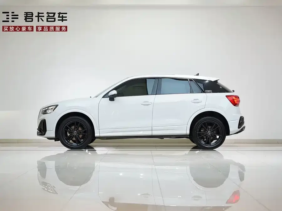Audi Q2L 2022 35 TFSI Enterprising and Elegant Model 2022 — миниатюра 2