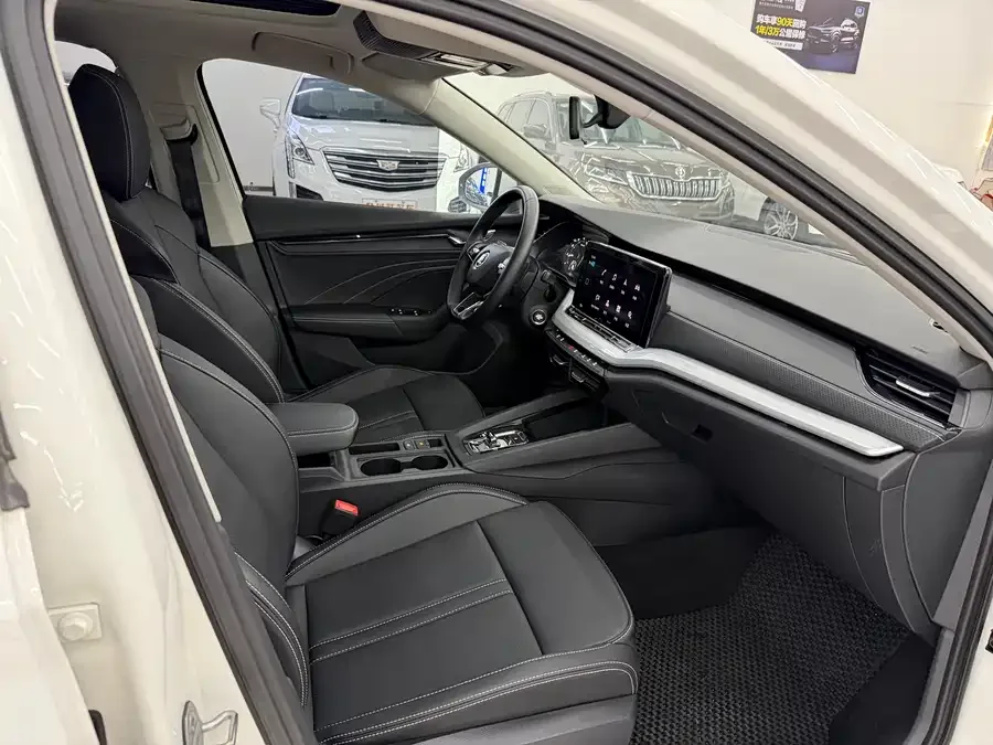 Skoda Octavia Octavia 2022 PRO TSI280 Premium Edition 2022 — миниатюра 4