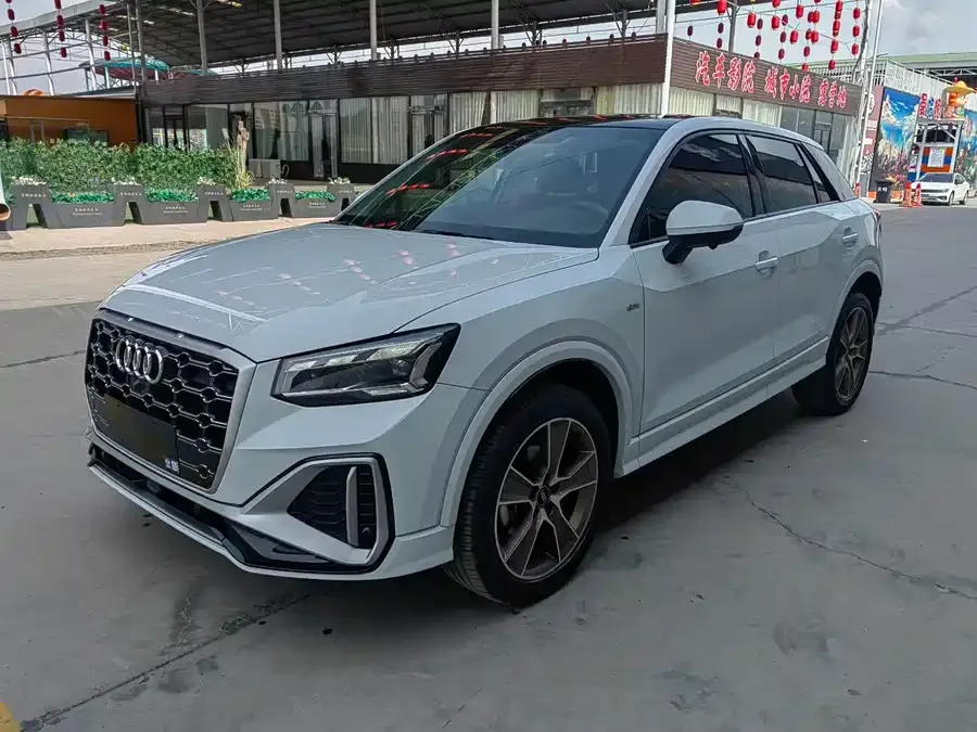 Audi Q2L 2022 35 TFSI Fashion Dynamic Edition 2023 — фото 1, купить с доставкой в Москву