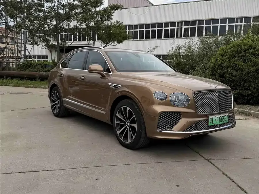Bentley Bentayga plug-in hybrid Bentayga plug-in hybrid 2021 3.0T PHEV 2023 — миниатюра 4