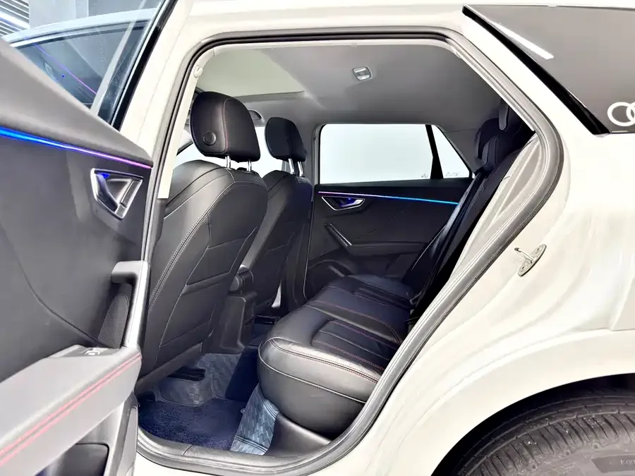 Audi Q2L 2022 35 TFSI aggressive and dynamic model 2023 — миниатюра 2