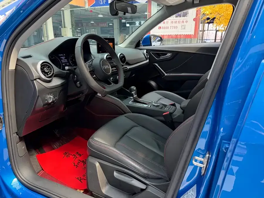Audi Q2L 2022 35 TFSI aggressive and dynamic model 2023 — миниатюра 2