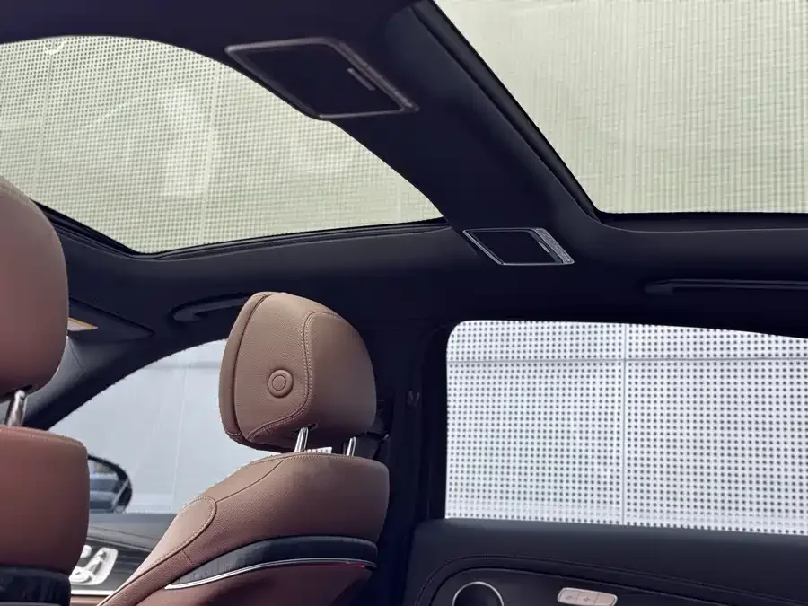 Mercedes-Benz E-class new energy Mercedes-Benz E-Class New Energy 2023 E 350 e L Plug-in Hybrid Sports Sedan 2023 — миниатюра 4