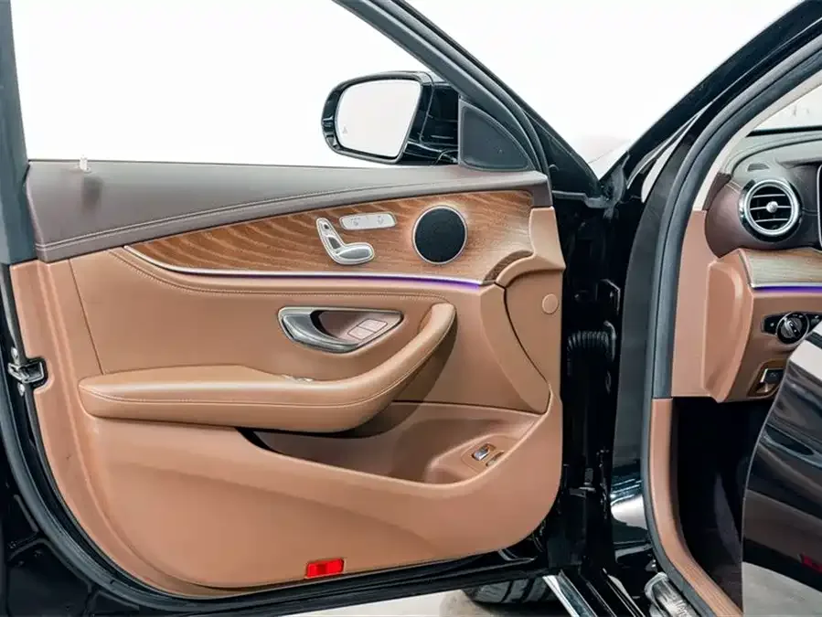 Mercedes-Benz E-class new energy Mercedes-Benz E-Class New Energy 2022 Model E 350 e L Plug-in Hybrid Sedan 2022 — миниатюра 5