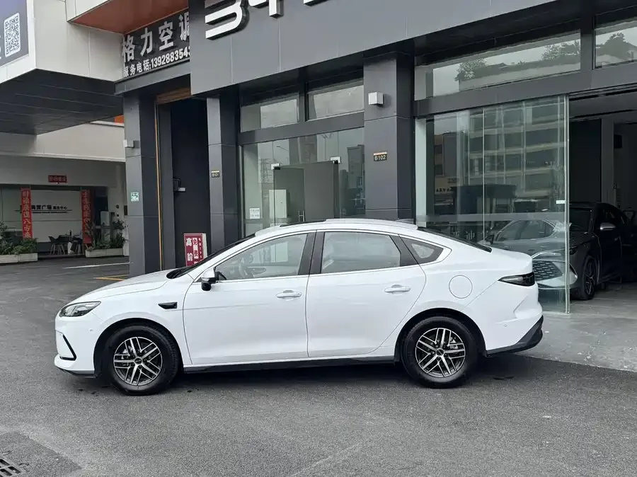 BYD seal 05 DM-i Seal 05 DM-i 2025 DM-i Intelligent Driving Edition 120KM Flagship Model 2025 — миниатюра 4