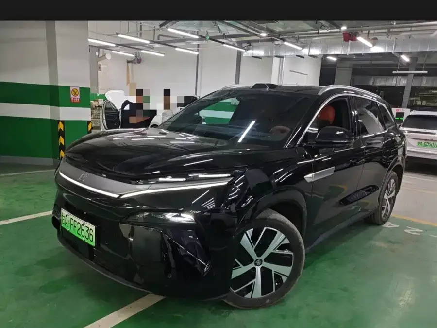 BYD Tang L 2025
