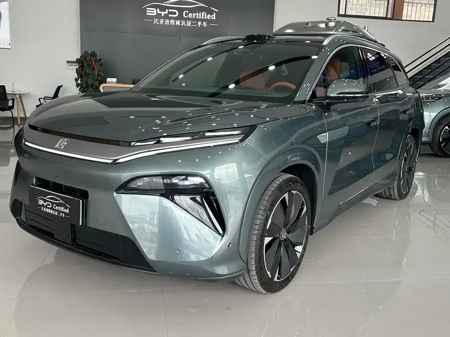 BYD Tang L 2025