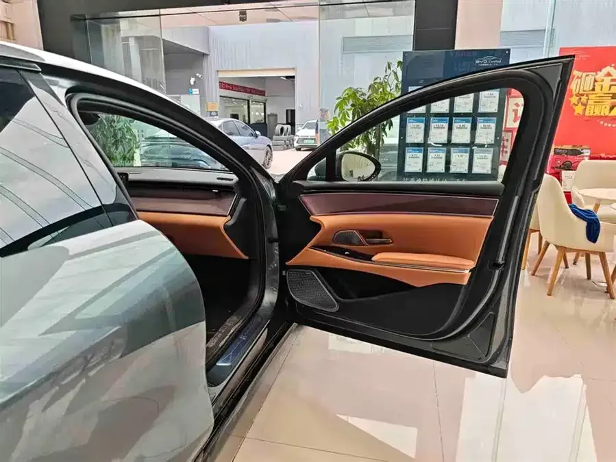 BYD Han L Han L 2025 DM-p 4WD LiDAR Flagship Model 2025 — миниатюра 4