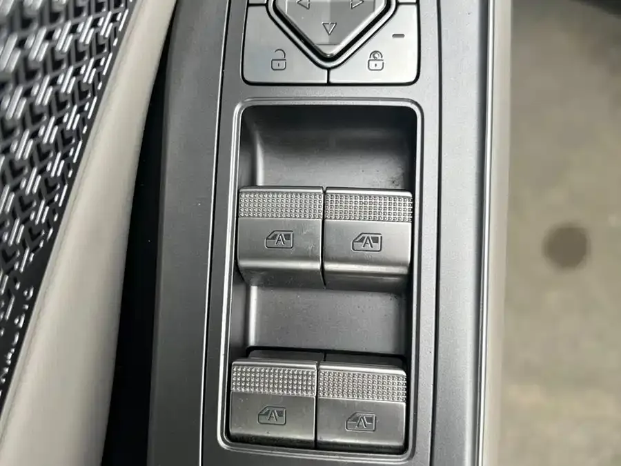 BYD Han L Han L 2025 EV 701KM LiDAR Premium Edition 2025 — миниатюра 3
