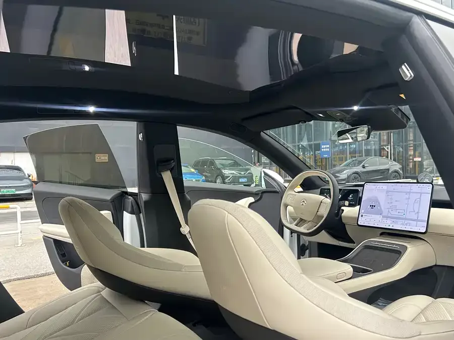 NIO ET5 NIO ET5 2025 100kWh 2026 — миниатюра 4