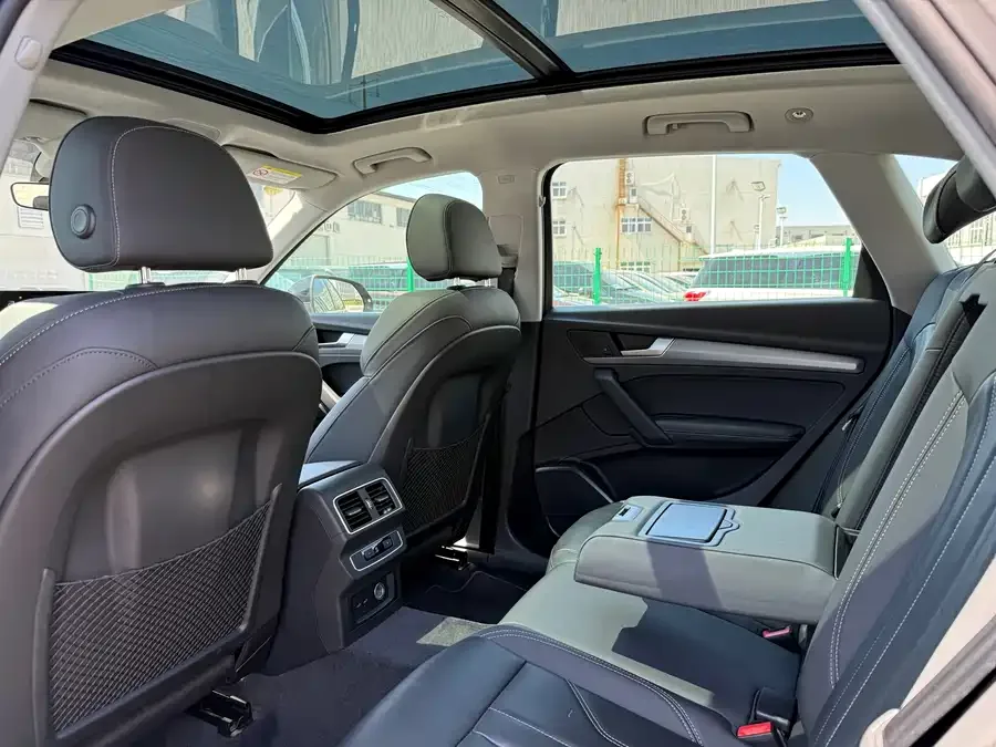Audi Q5L 2022 40T luxury and dynamic model 2022 — миниатюра 5