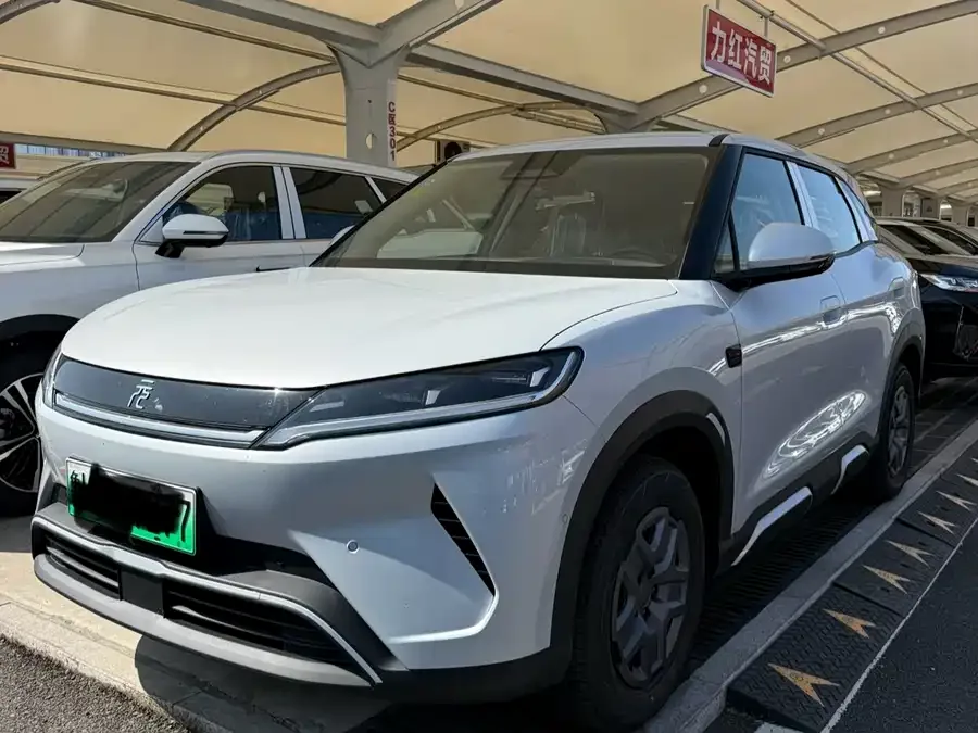 BYD Yuan UP Yuan UP 2025 Smart Driving Edition 401KM Superior Model 2026 — фото 1, купить с доставкой в Москву