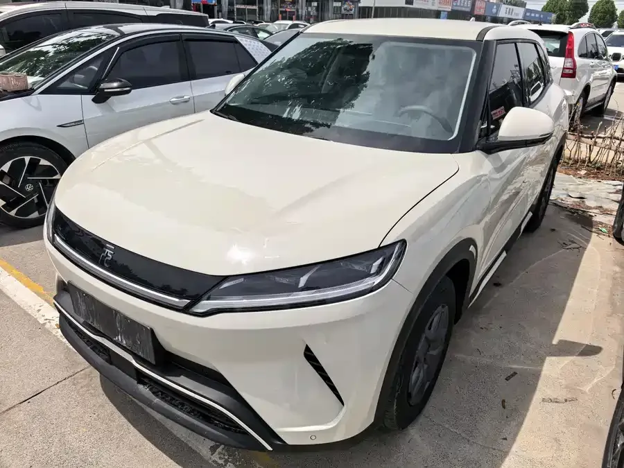BYD Yuan UP Yuan UP 2025 301KM Pilot Edition 2025 — фото 1, купить с доставкой в Москву