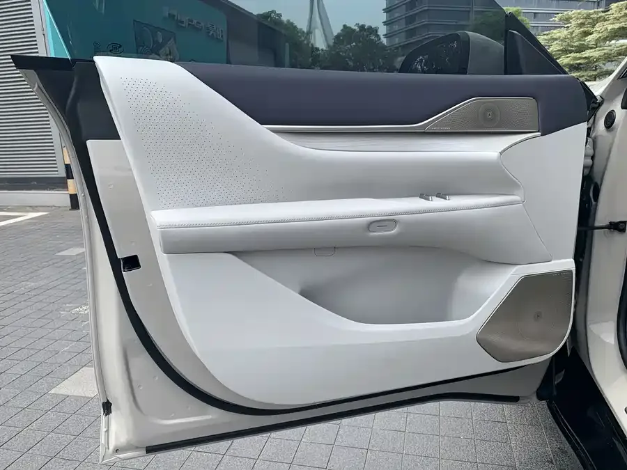 Buick Zhijing L7 Buick Avenir 2025 2025 — миниатюра 4
