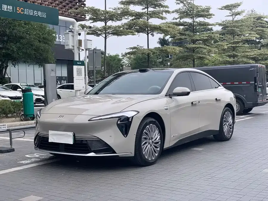 Buick Zhijing L7 Buick Avenir 2025 2025 — фото 1, купить с доставкой в Москву