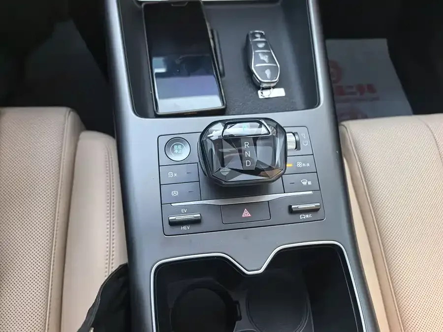 BYD Song Pro New Energy Song Pro New Energy 2025 Second Generation DM-i 75KM Leading Model 2024 — миниатюра 4