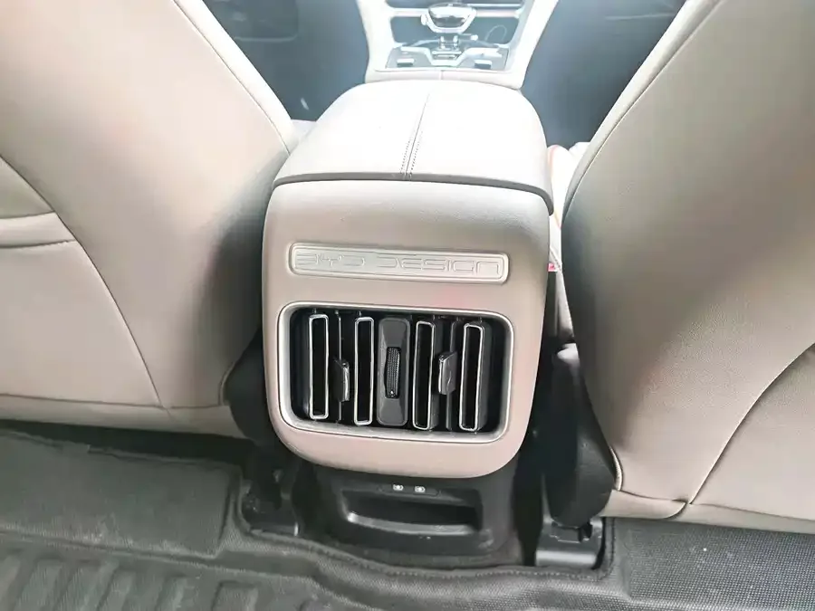 BYD Song Pro New Energy Song Pro New Energy 2024 Honor Edition DM-i 71KM Pilot Edition 2024 — миниатюра 2