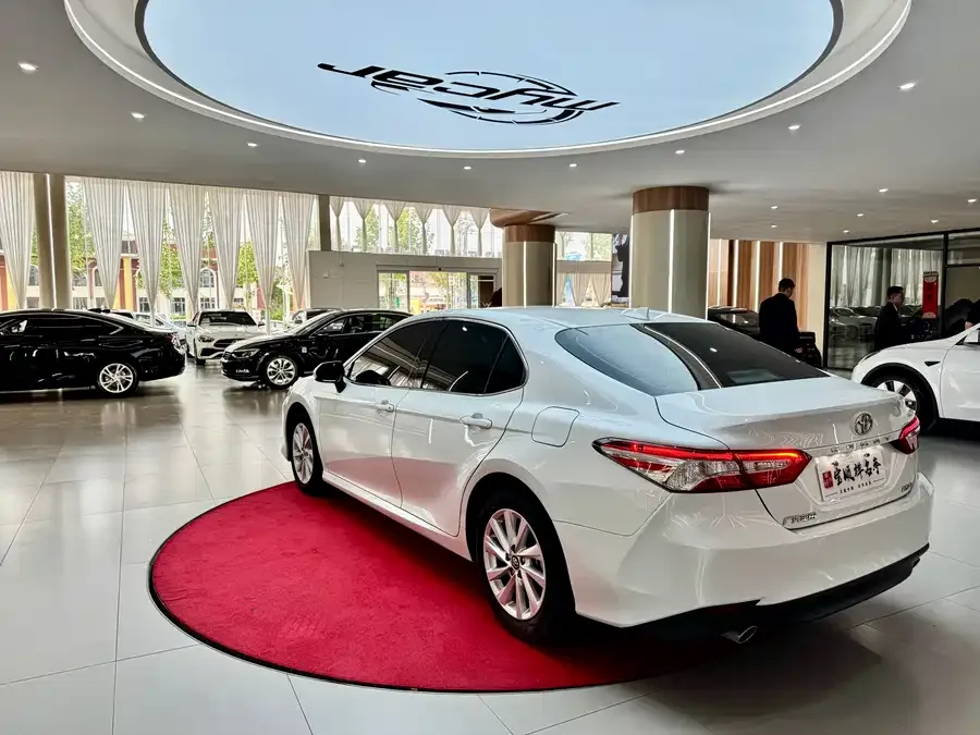 Toyota Camry Camry 2023 2.0GVP Leading Edition 2024 — миниатюра 4