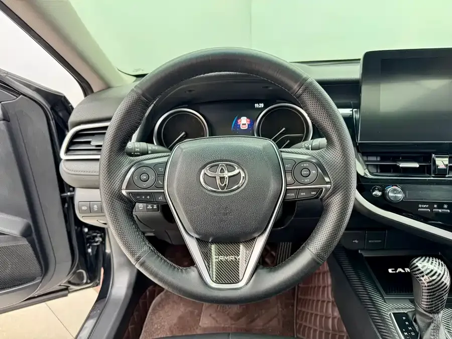 Toyota Camry Camry 2021 2.0G Deluxe Edition 2023 — миниатюра 5