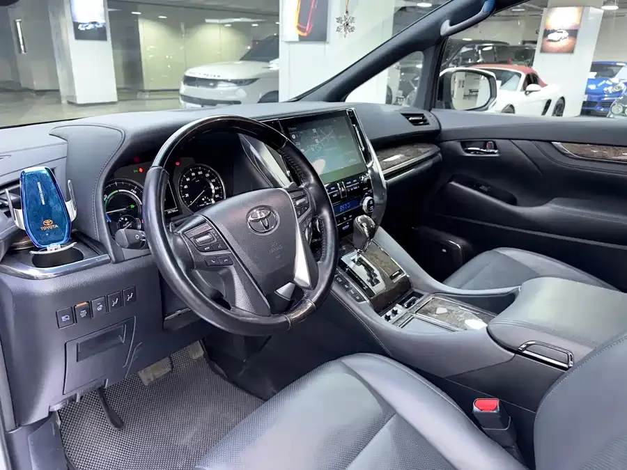 Toyota Alphard Alfa 2021 Dual Engine 2.5L Premium Edition 2022 — миниатюра 2