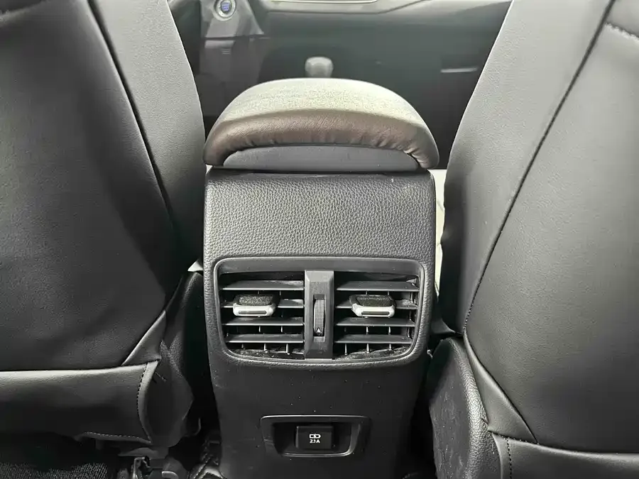 Toyota Levin 2022 Lelink 185T CVT Luxury Edition 2022 — миниатюра 4