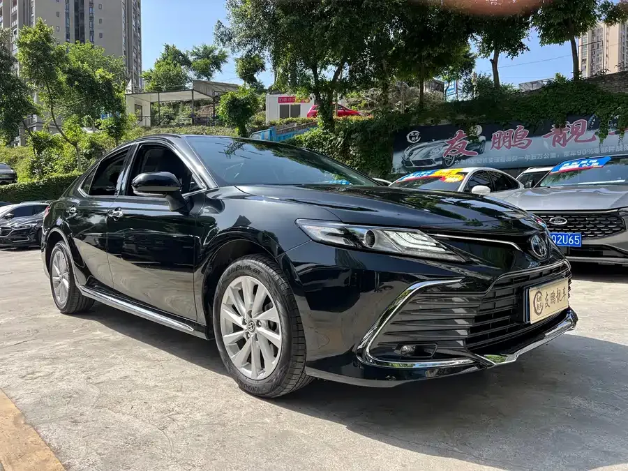Toyota Camry Camry 2023 2.0G Deluxe Edition 2024 — миниатюра 3