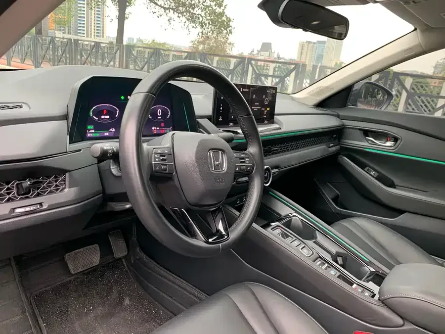 Honda Accord New Energy Accord New Energy 2023 2.0L e:PHEV Luxury Edition 2025 — миниатюра 5