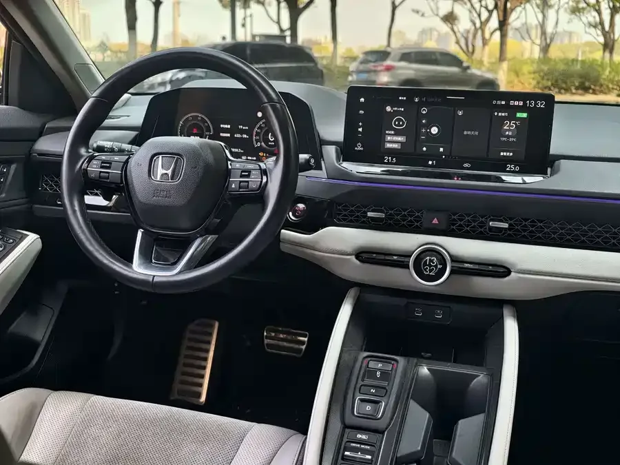Honda Accord New Energy Accord New Energy 2023 2.0L e:PHEV Flagship Edition 2023 — миниатюра 2