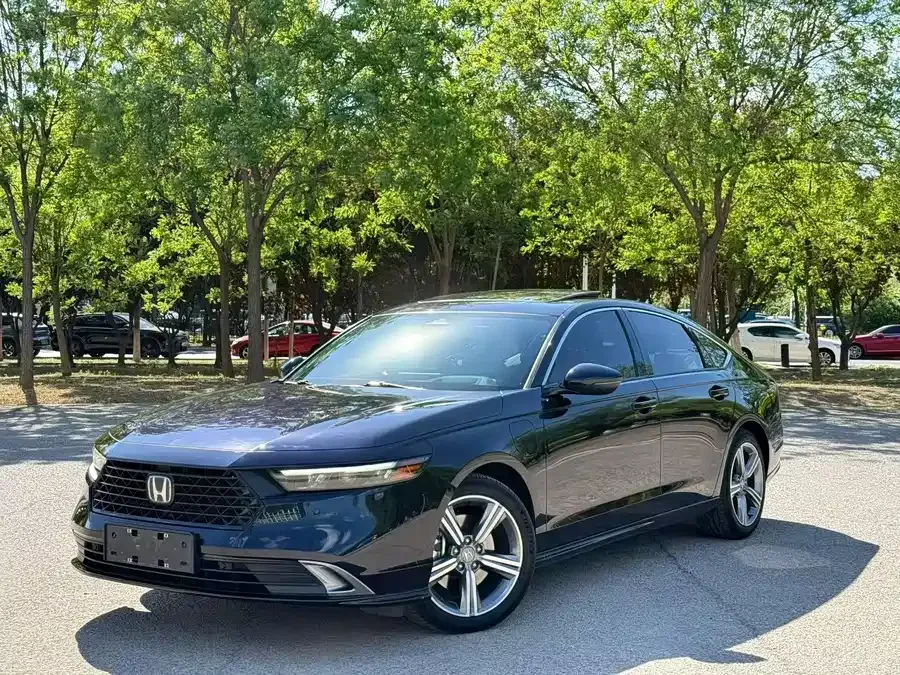 Honda Accord New Energy Accord New Energy 2023 2.0L e:PHEV Premium Edition 2024 — фото 1, купить с доставкой в Москву