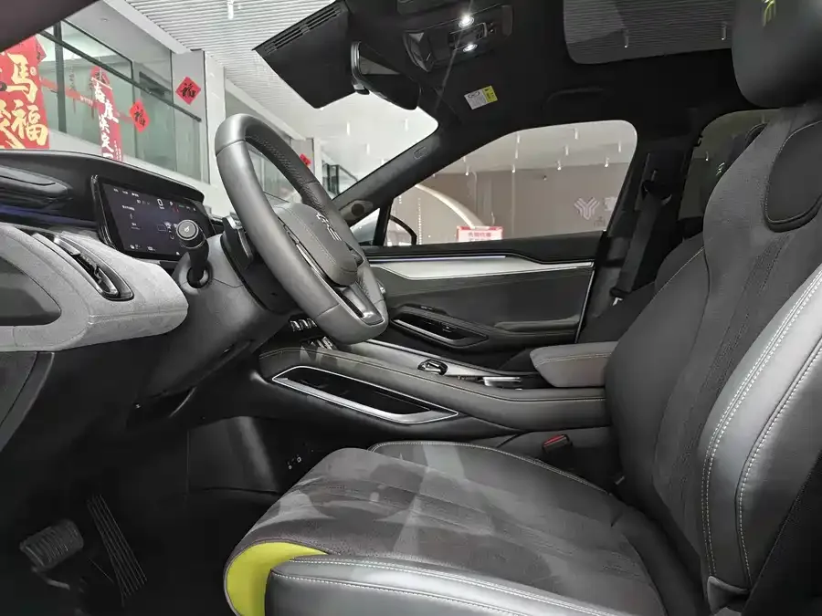 BYD Song L EV Song L EV 2025 Smart Driving Edition 602KM LiDAR 4WD 2025 — миниатюра 5