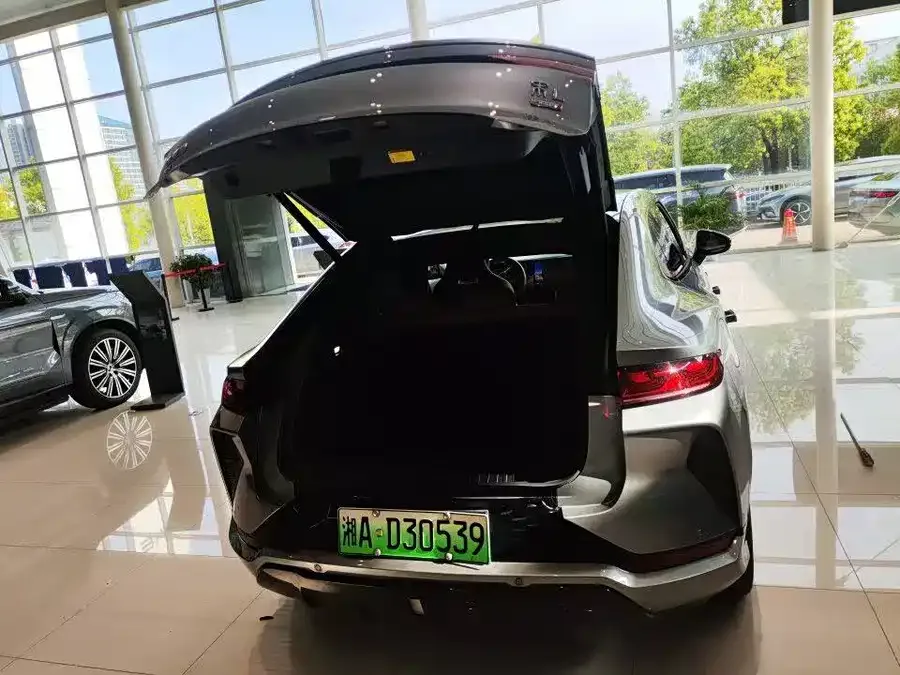 BYD Song L EV Song L EV 2025 Intelligent Driving Edition 662KM Laser Radar Excellence Edition 2025 — миниатюра 3