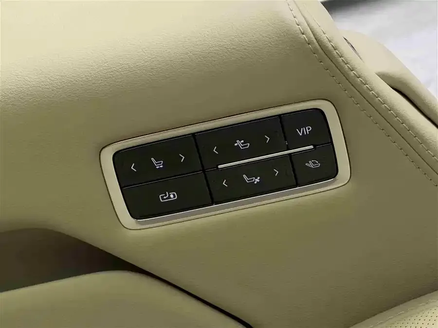 Buick Century Century 2023 2.0T Seven-seat Premium Edition 2023 — миниатюра 4