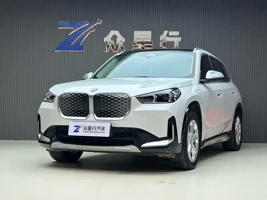 BMW iX1 2023 eDrive25L X Design Package 2026 — фото 1, купить с доставкой в Москву