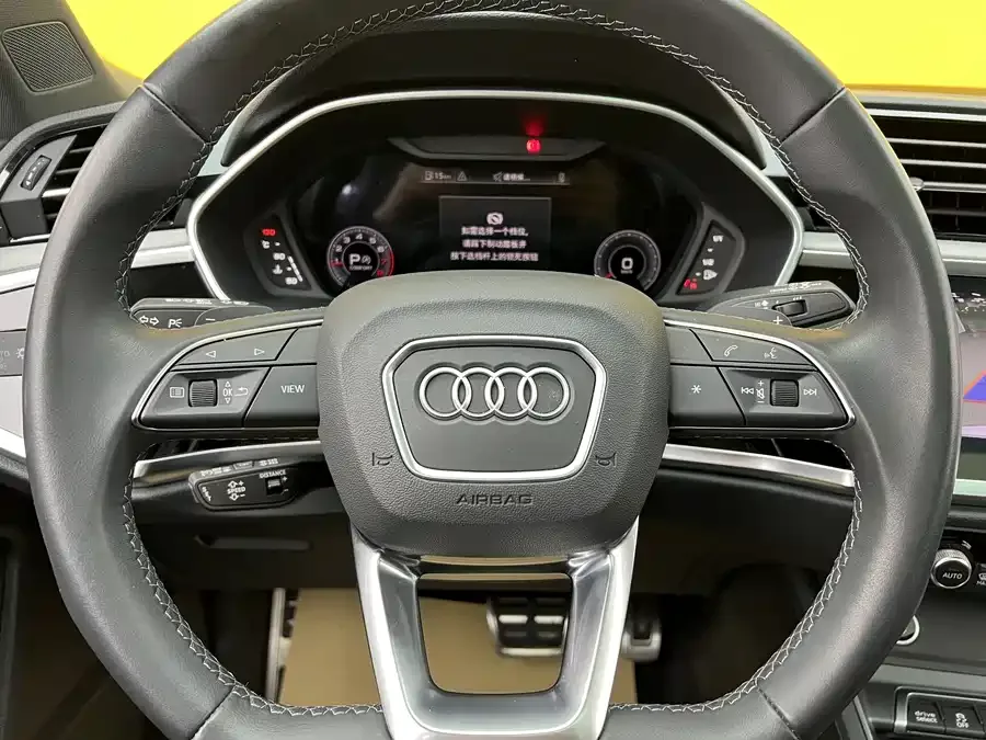 Audi Q3 2024 40 TFSI Fashion Dynamic Edition 2024 — миниатюра 4
