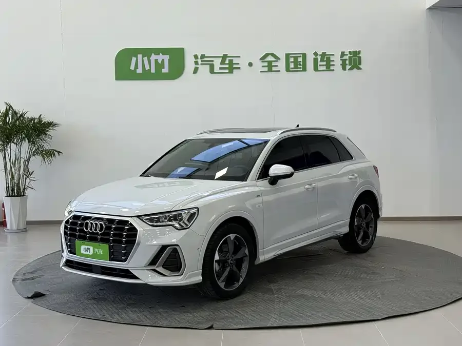 Audi Q3 2022 35 TFSI Fashionable and Dynamic 2023 — фото 1, купить с доставкой в Москву