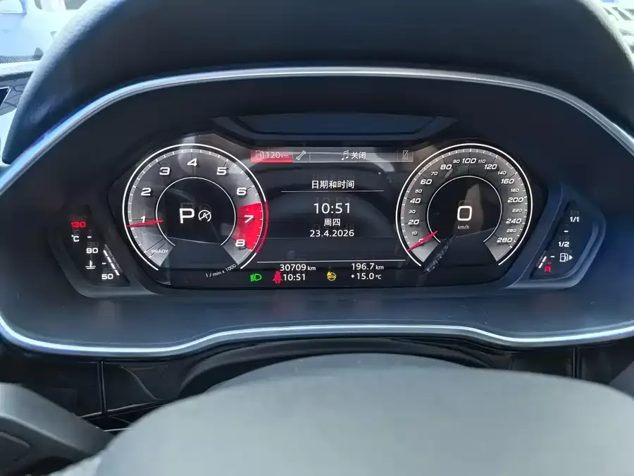 Audi Q3 2022 35 TFSI Fashionable and Dynamic 2022 — миниатюра 4