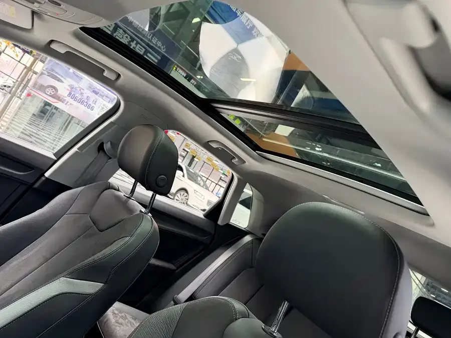 Audi Q3 2022 35 TFSI Fashionable and Dynamic 2022 — миниатюра 4