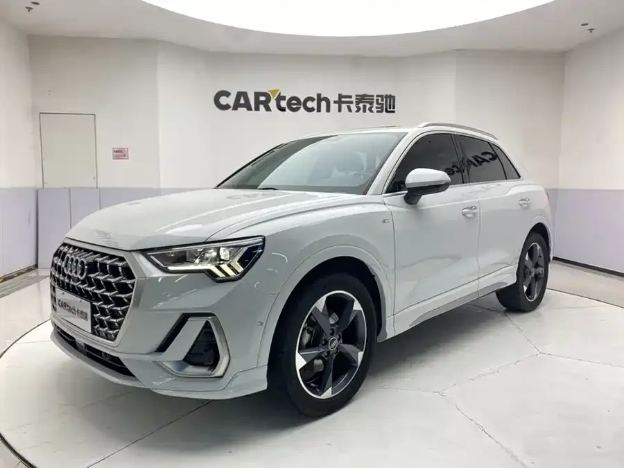 Audi Q3 2024 35 TFSI Fashion Dynamic Edition 2023 — фото 1, купить с доставкой в Москву