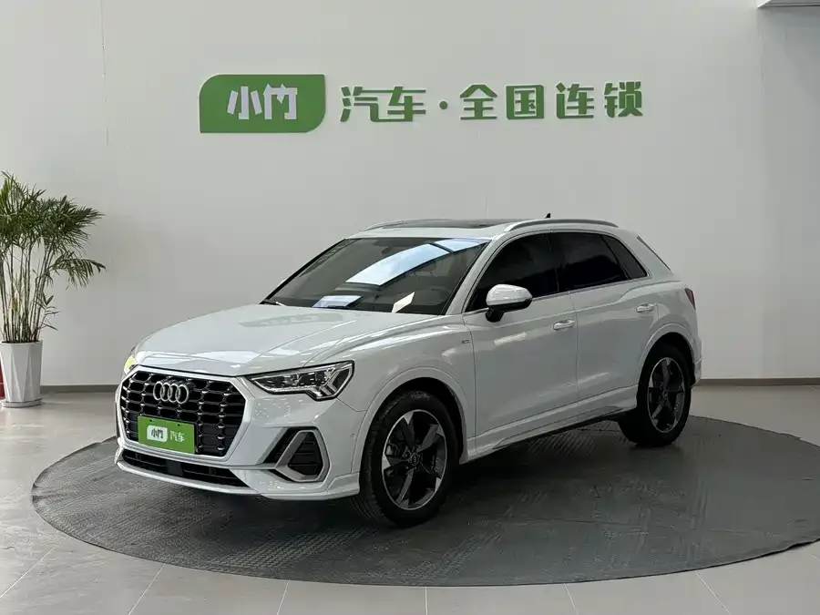 Audi Q3 2022 35 TFSI Fashionable and Dynamic 2022 — фото 1, купить с доставкой в Москву