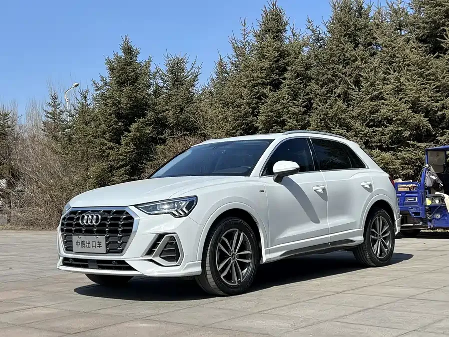 Audi Q3 2022 35 TFSI aggressive and dynamic model 2022 — фото 1, купить с доставкой в Москву