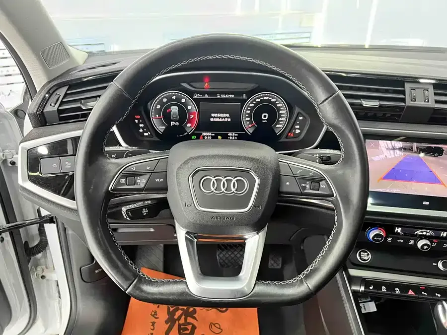Audi Q3 2022 35 TFSI Fashionable and Dynamic 2022 — миниатюра 5