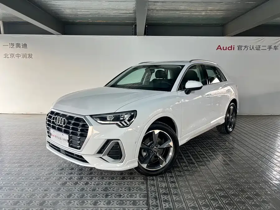Audi Q3 2023 35 TFSI Fashion Dynamic Edition (1.5T) 2023 — фото 1, купить с доставкой в Москву